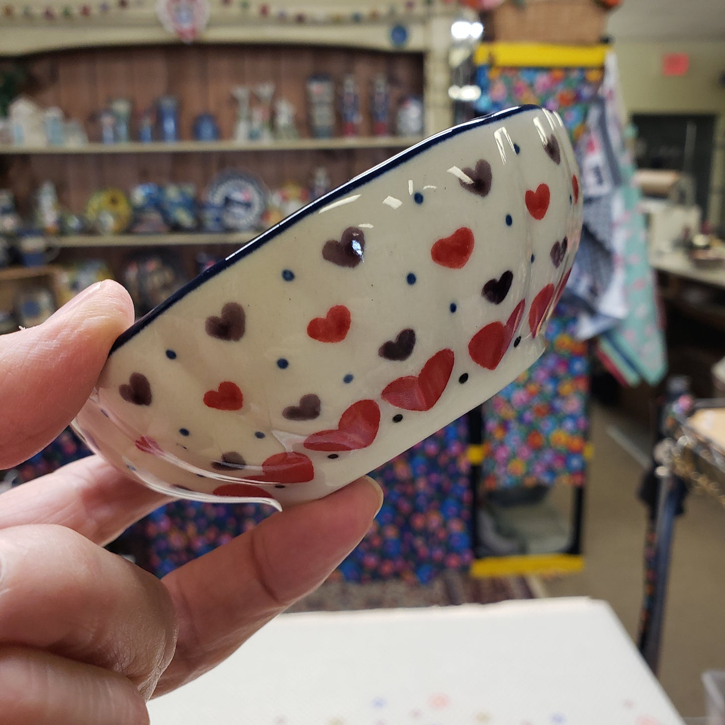 Bowl   Scalloped   4.5"  2108X ~ Love Struck  PF1024