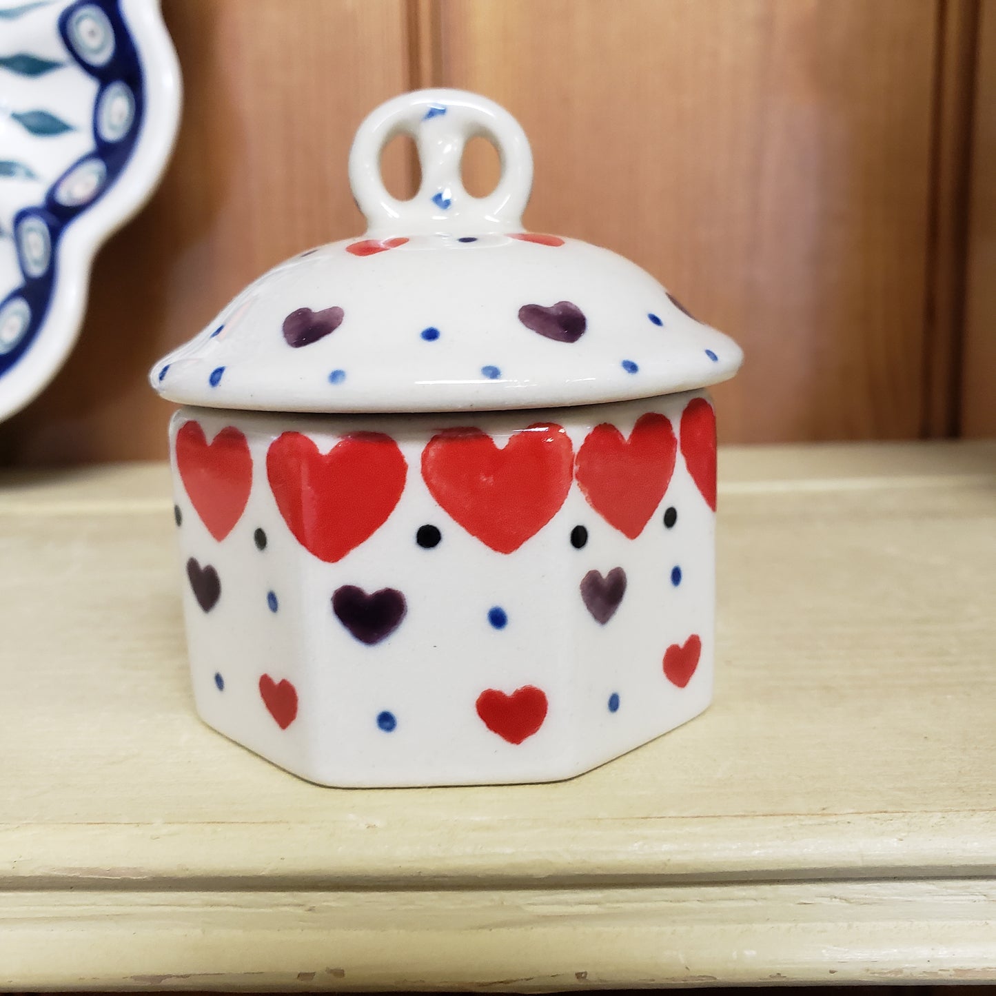 Ring   Trinket Box   2108X ~ Love Struck   pretzel