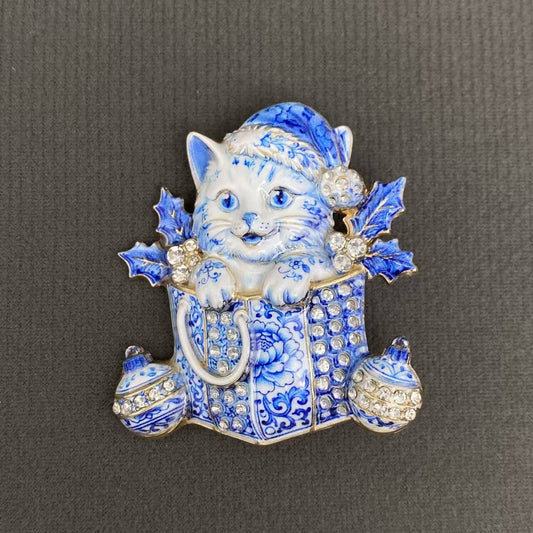 Brooch Blue The Cat Is In The Gift Box Christmas Brooch: Blue