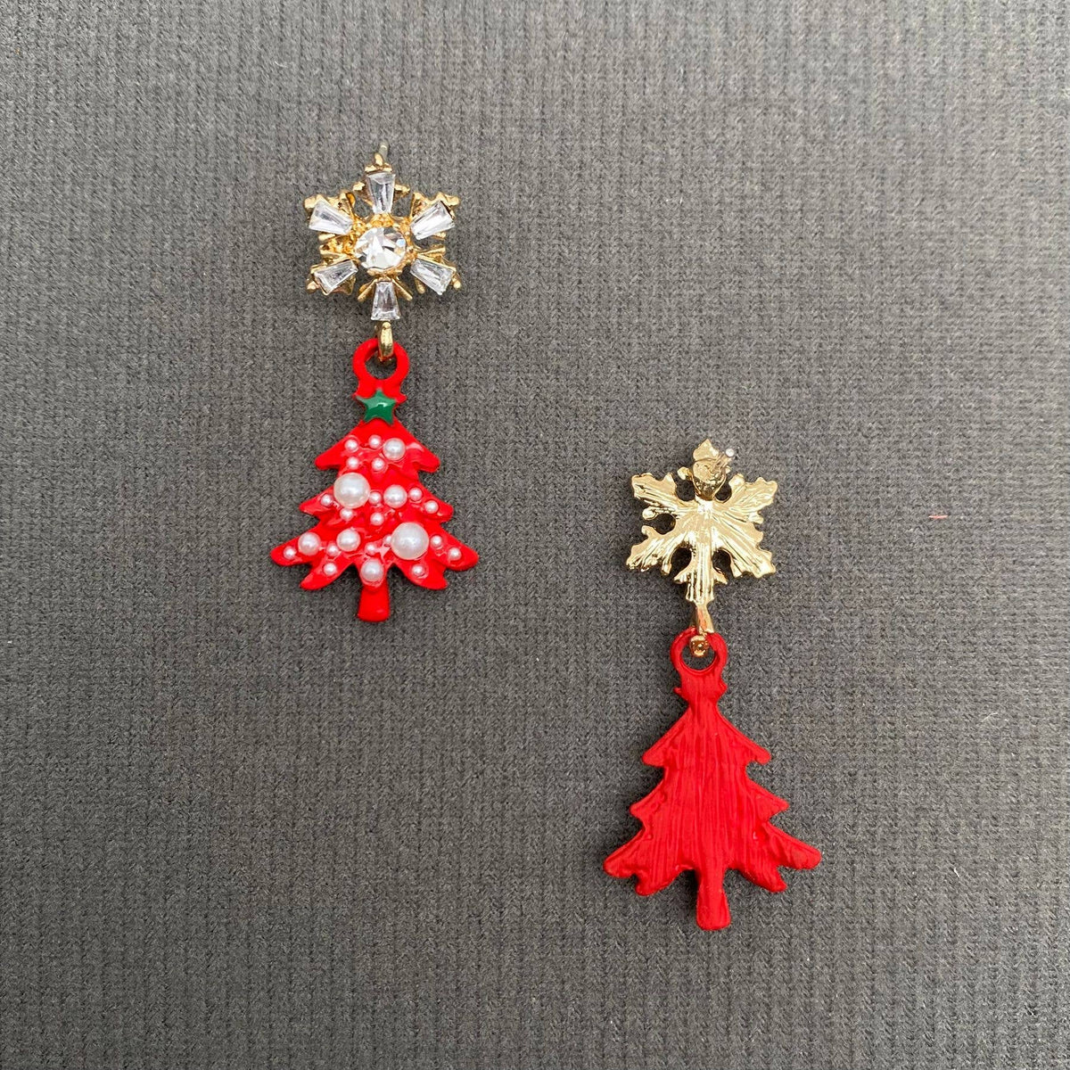 Earrings Red Christmas Tree Rhinestone Snowflake Post Earrings: Red