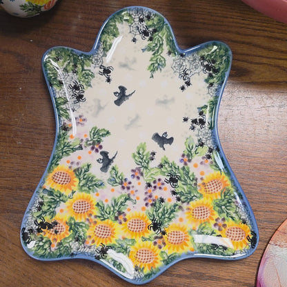 Ghost Platter Sunflowers bats spiders (11"x9")