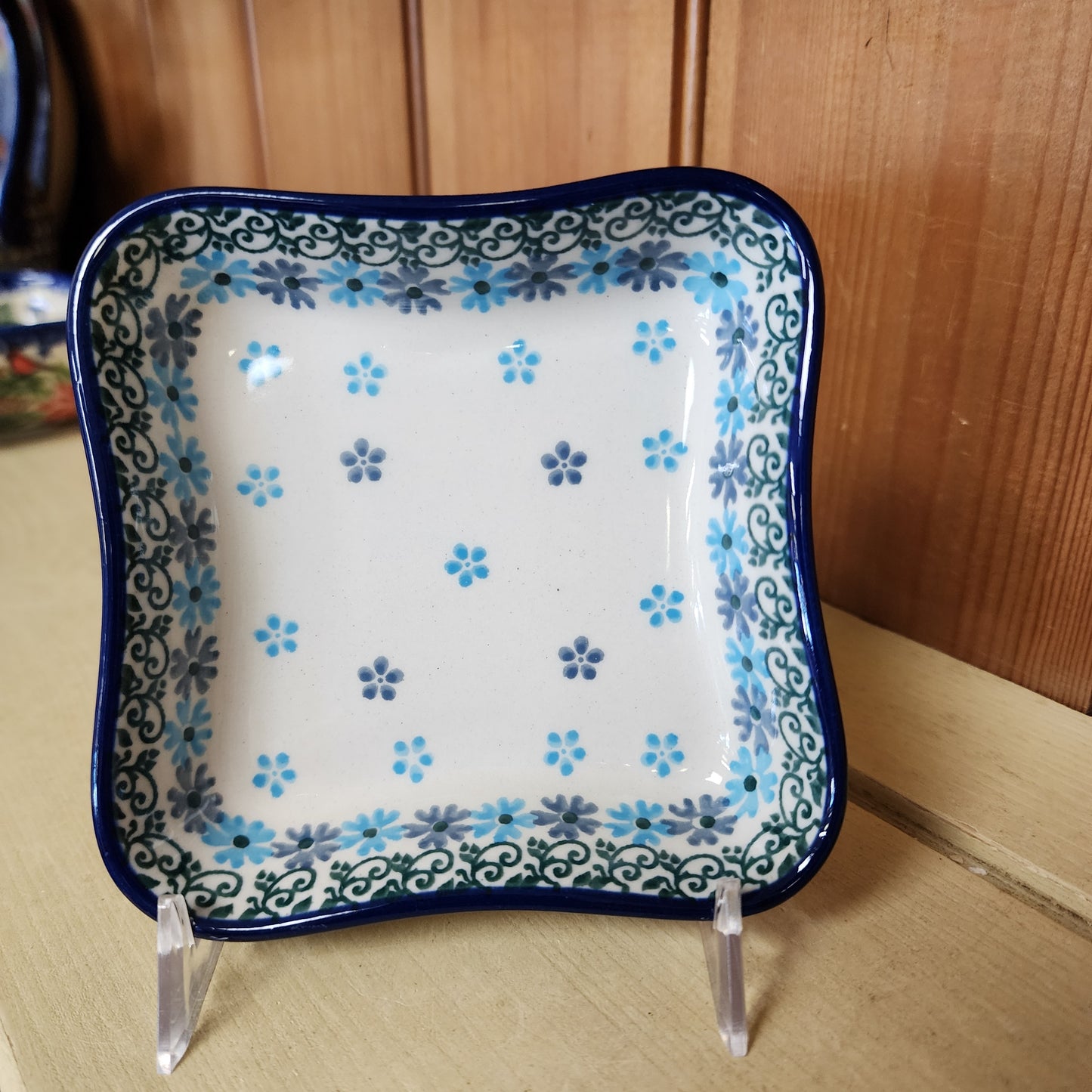 Bowl   Shallow Fluted    2250X ~ Blue Dazzle