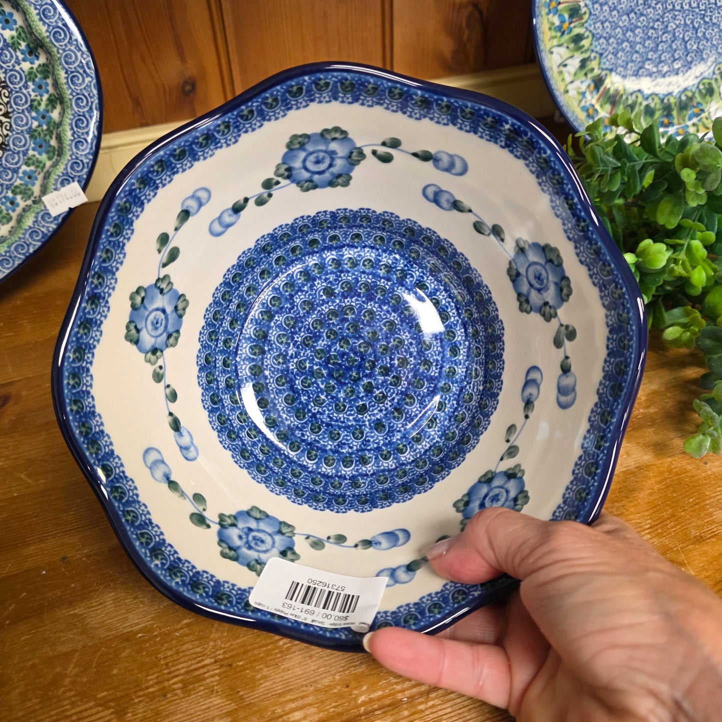 Bowl   Wavy Edge   Small   8" Blue Poppy / 5 cups