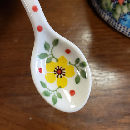 Spoon   Small   5.25"  2225X ~ Buttercup 1856