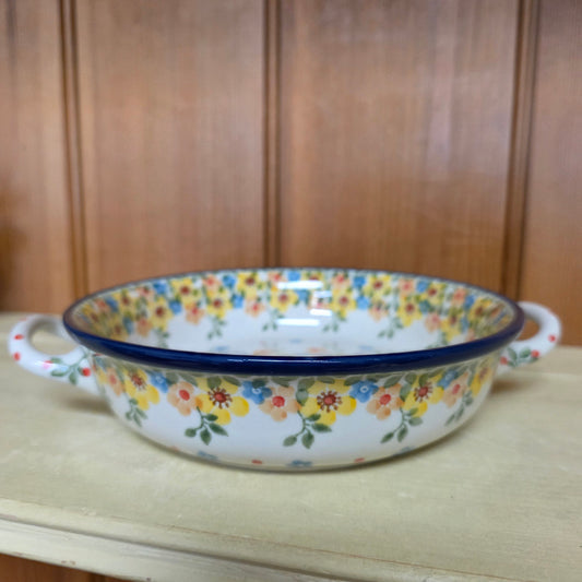C40 ~ Round Baker w/handles - 6-3/4"    C40-2225X  Buttercup pf0526