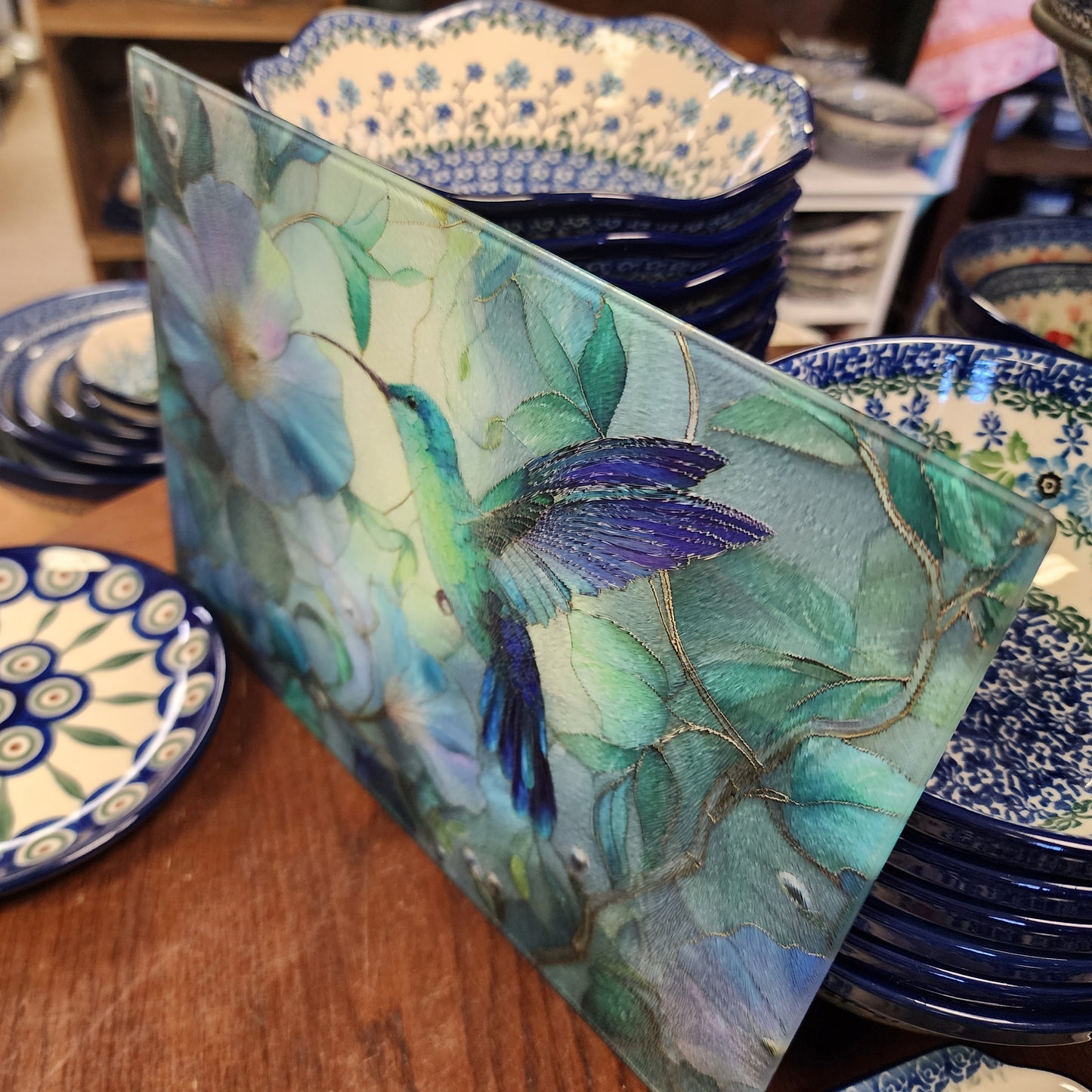 Cutting Board: Hummingbird Cutting Board & Tray: 8x11 inch Tempered Glass