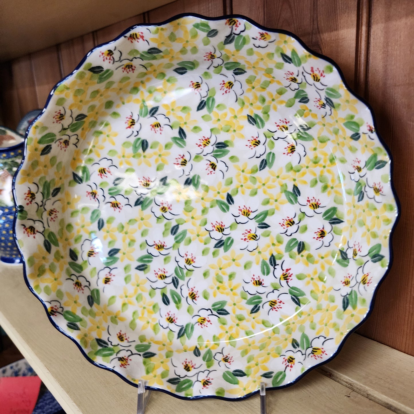 Pie Plate   Fluted   10"   U4901 ~ U4 ~ T. Liana