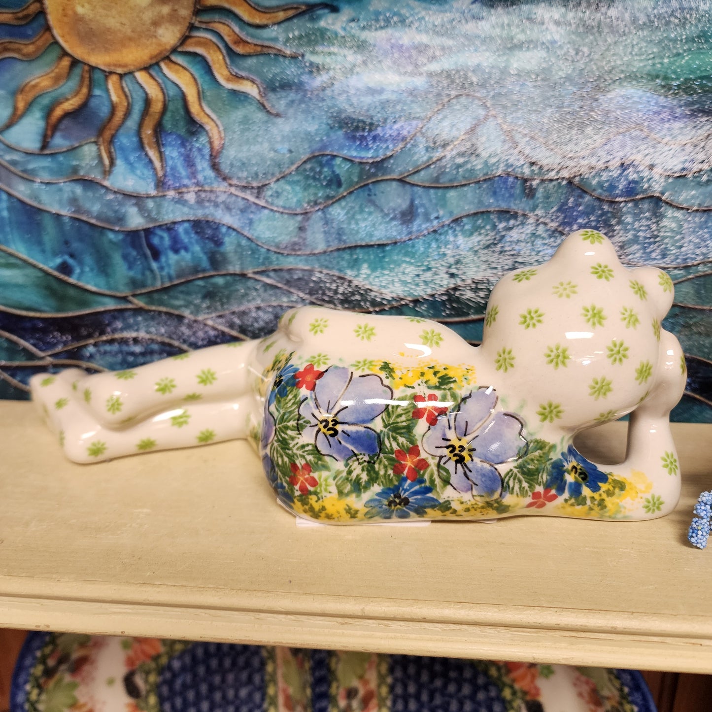 Frog ~ Laying down 11" lavender