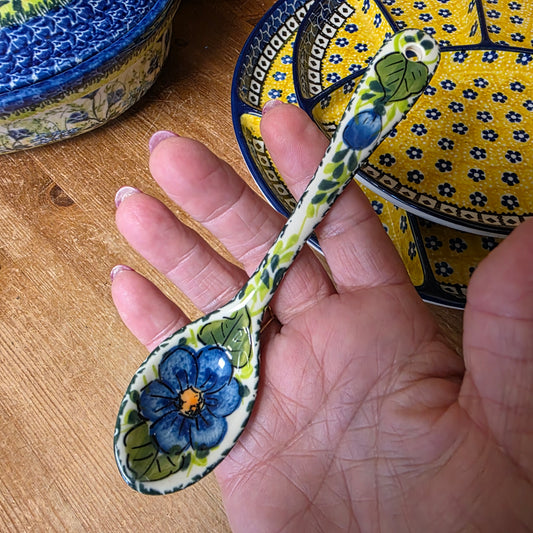Spoon 6" big blue flower