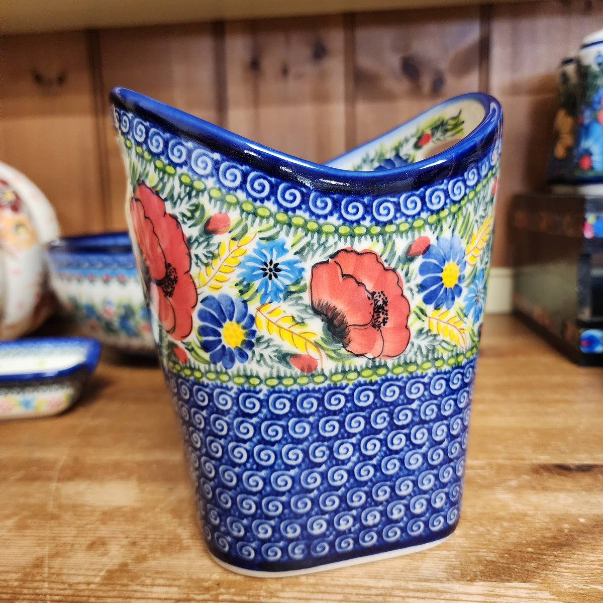 Basket ART2 / 188 Red Poppy  Utensil Holder / trash can