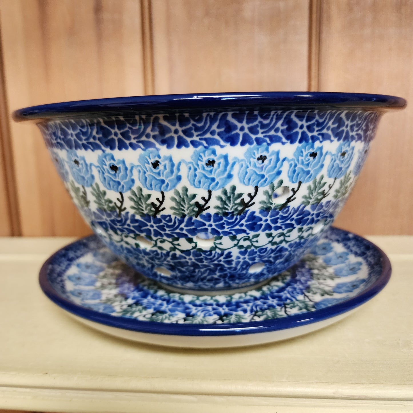 Berry Bowl w/ Saucer   8"W    1390X ~ Antique Rose