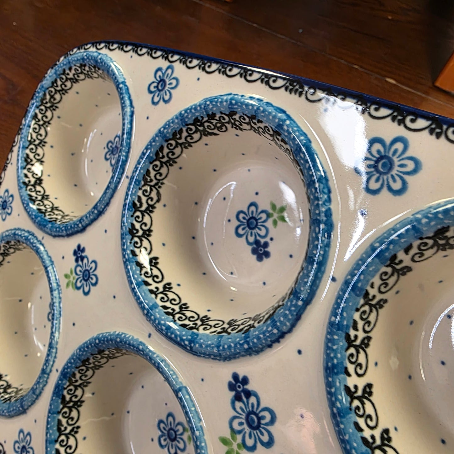 Muffin Pan     2633X ~ Flower Works