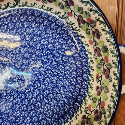 Baker   Round w/ Handles   10"   1418X ~ Burgandy Berry Blue