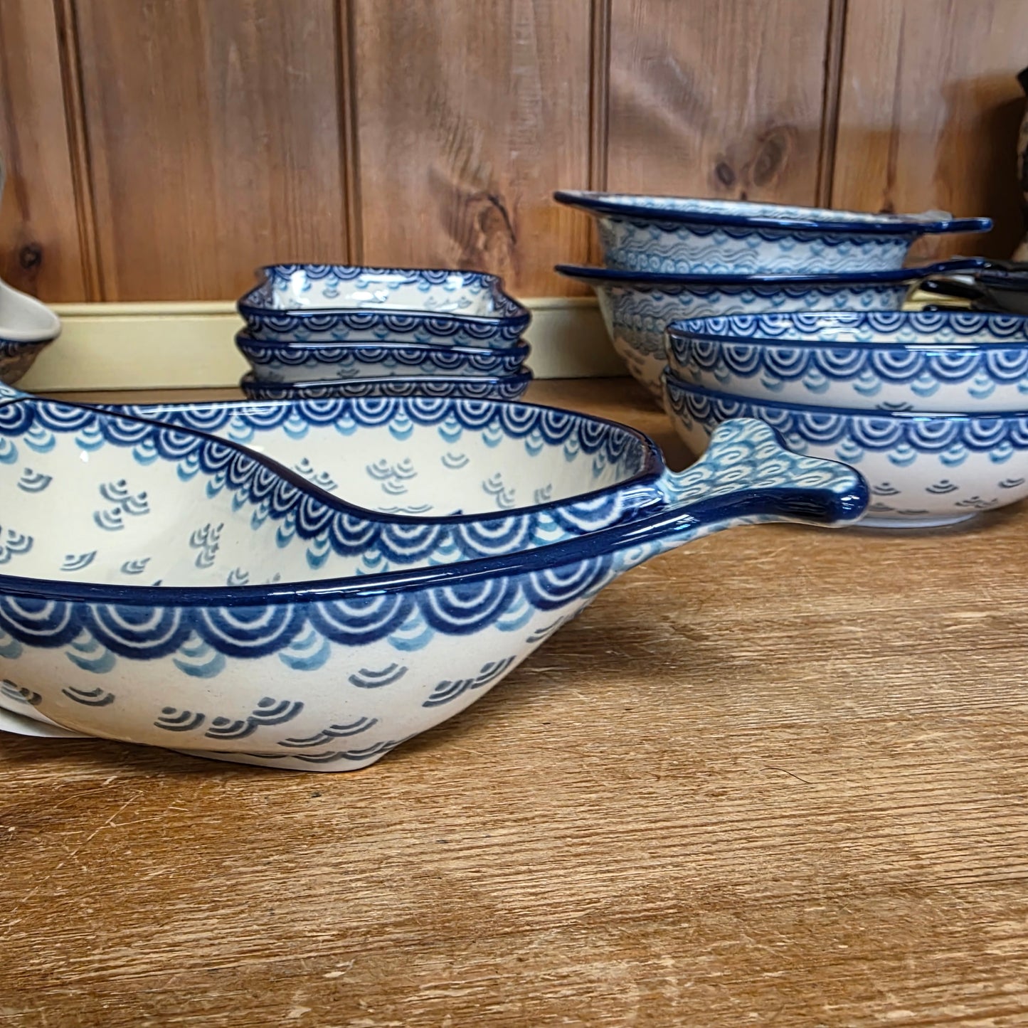 Ying Yang Fish Dish 2372X ~ Deep Blue Sea ~ Koi Fish