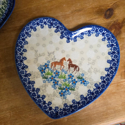Plate Heart 8" Horses