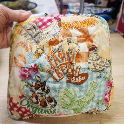 Cozy for BOWLS and small plates Vintage Chickens