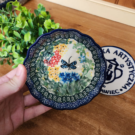 Bowl   Scalloped   4.5" 023-U4612  U4 pf0526