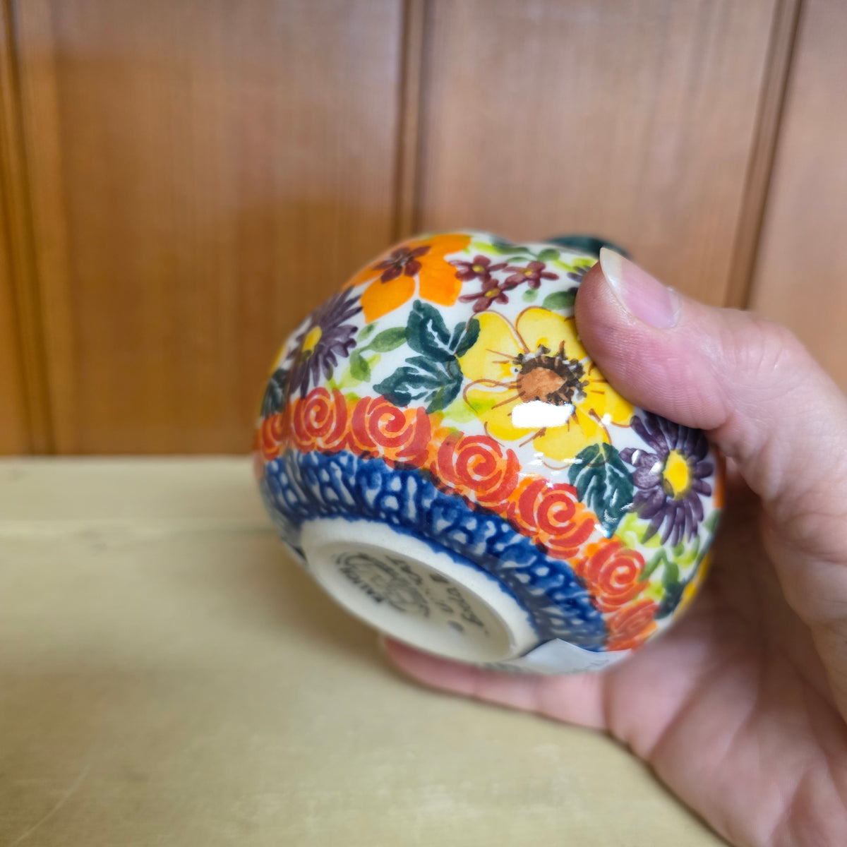 Pumpkin 4" Green Stem / Blue & Orange Ring on top