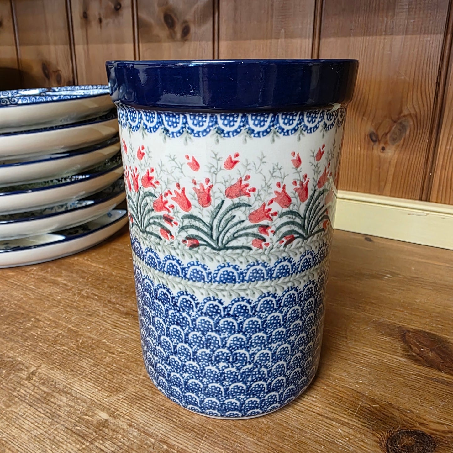 Wine/ Utensil Holder   7.75" H  169-1437X  Crimson Bells pf0526