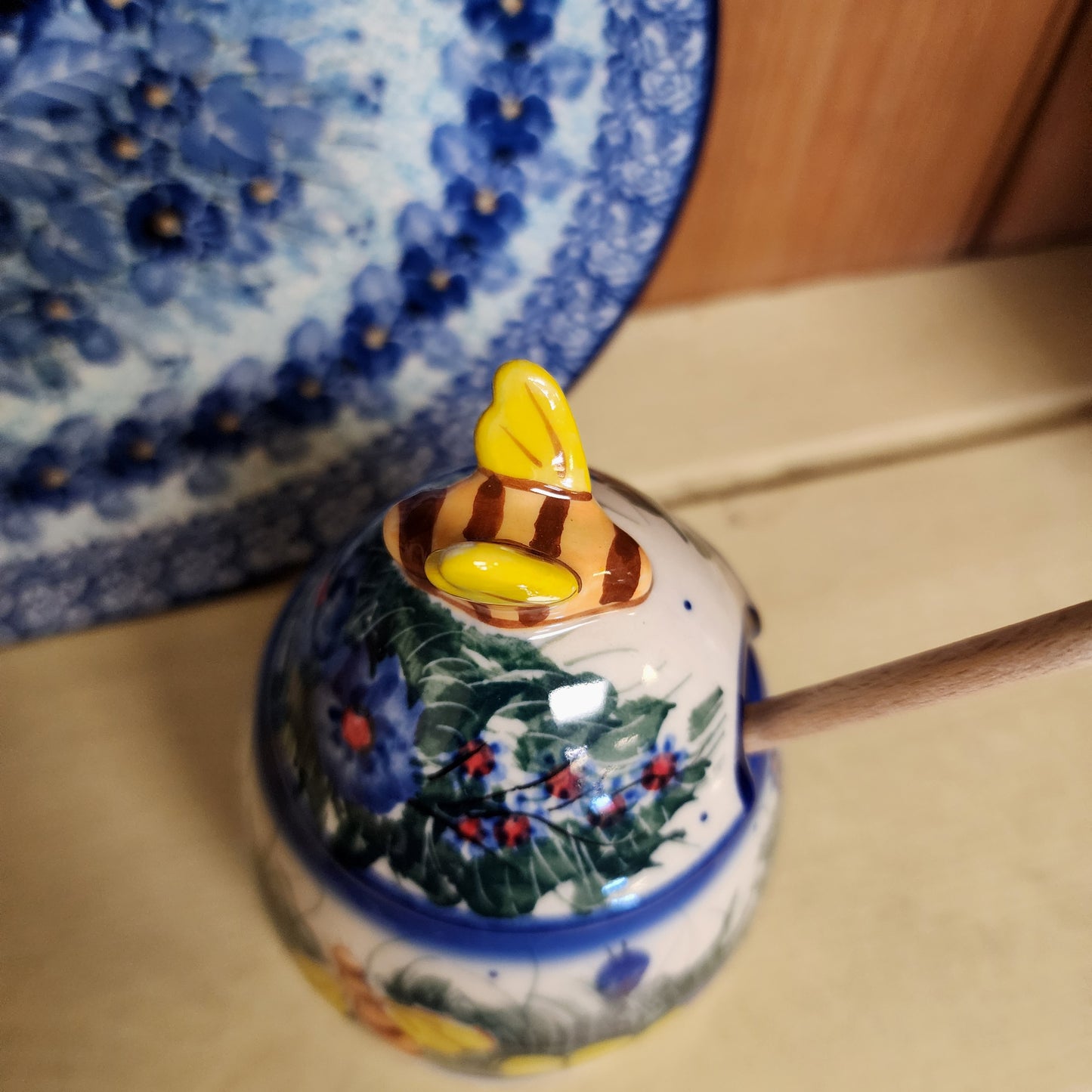 Honey Jar ~ Bold 127