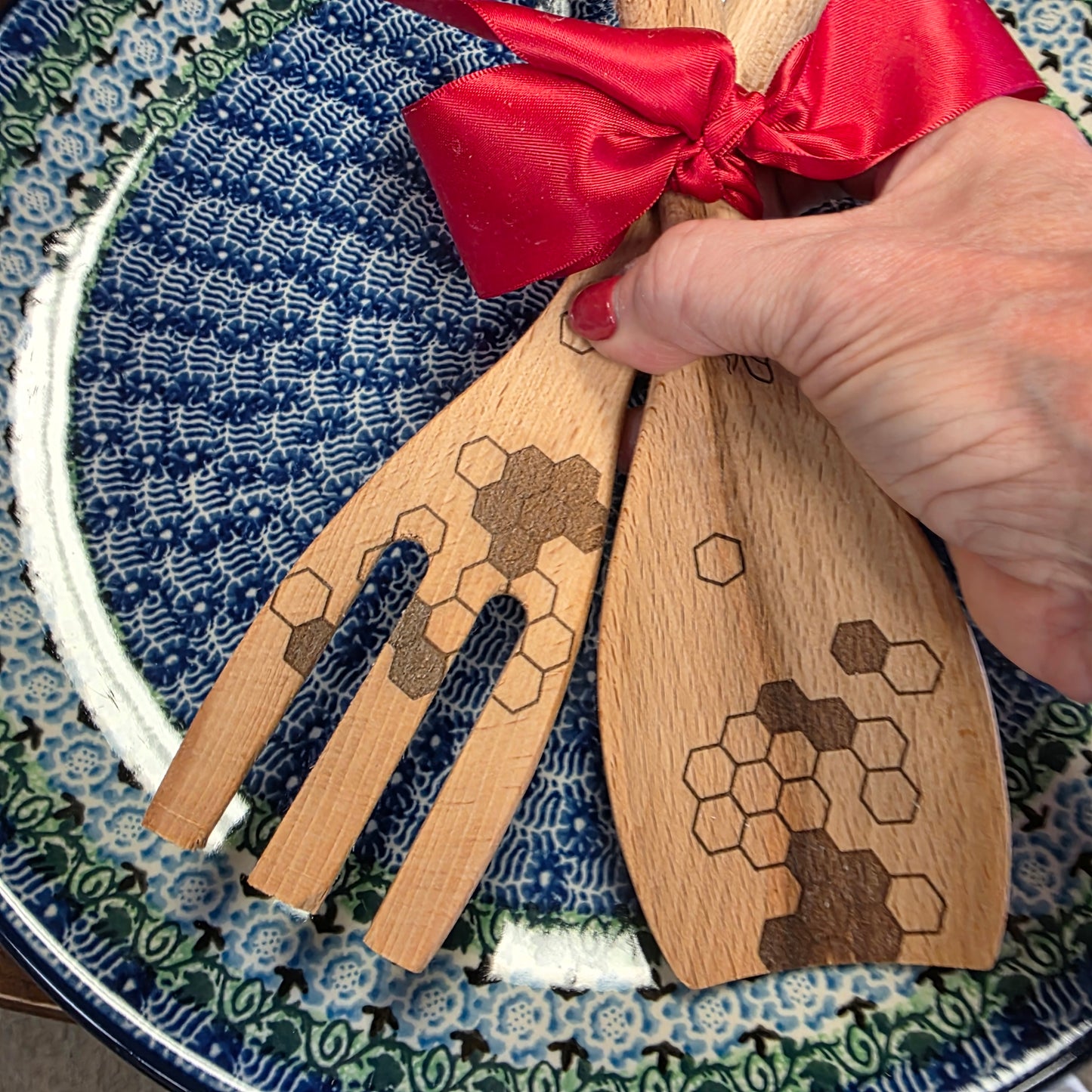 Wood 2 Pc Honey Bee set ~ Spoon (flat) & Fork Salad Serving