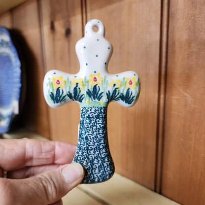 Cross   Small   2.75" x 4.75"   2777Q ~ Daffodil