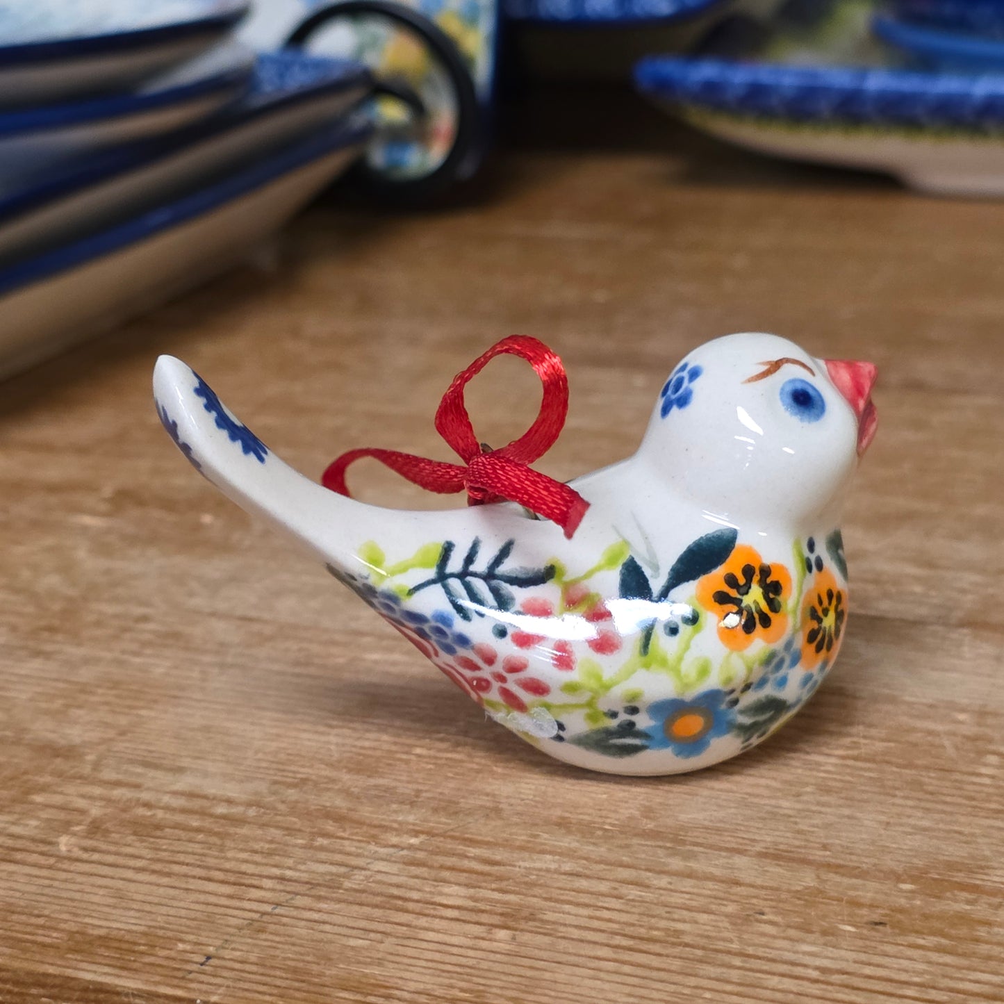 V416 ~ Bird Ornament reds    V416-VC209  Vena pf0526