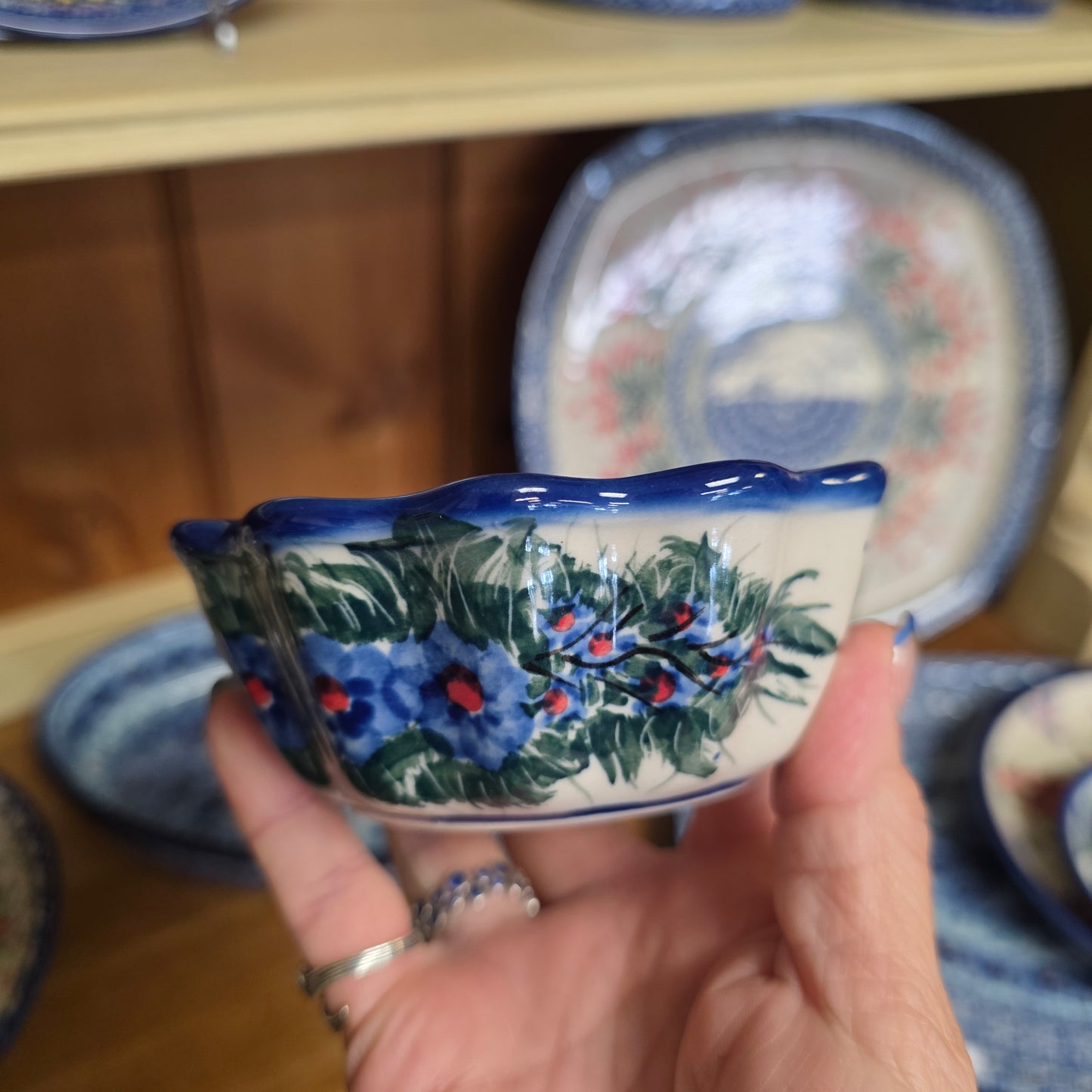 Bowl ~ Fluted Ramekin Bold 127   4"