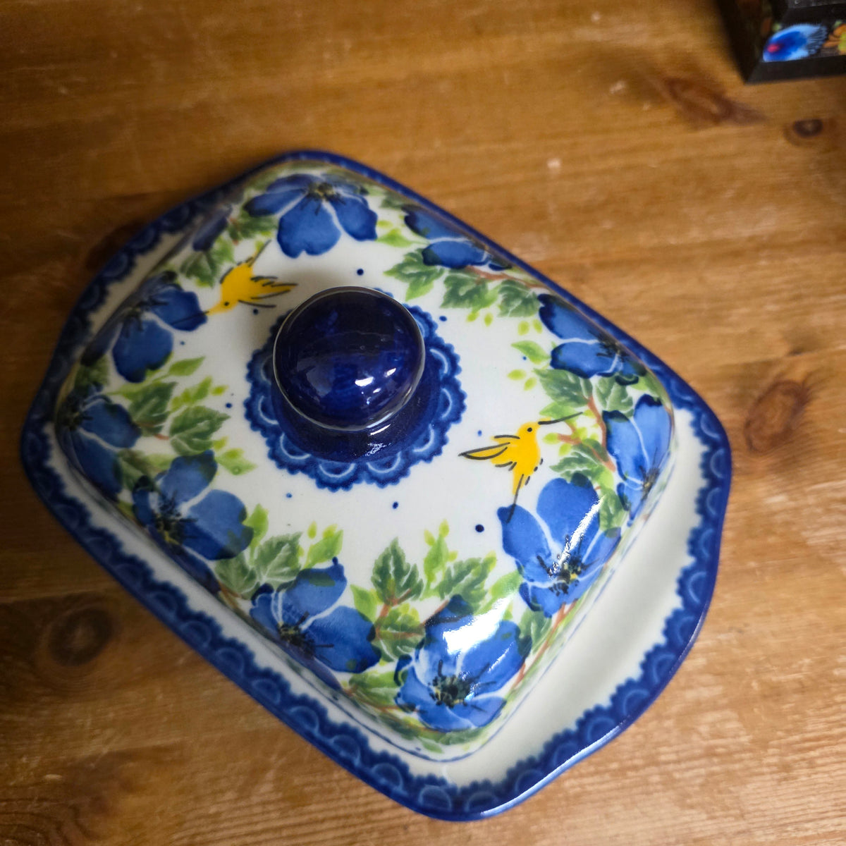 Butter Dish Deep / #1  ART2  1166 yellow bird