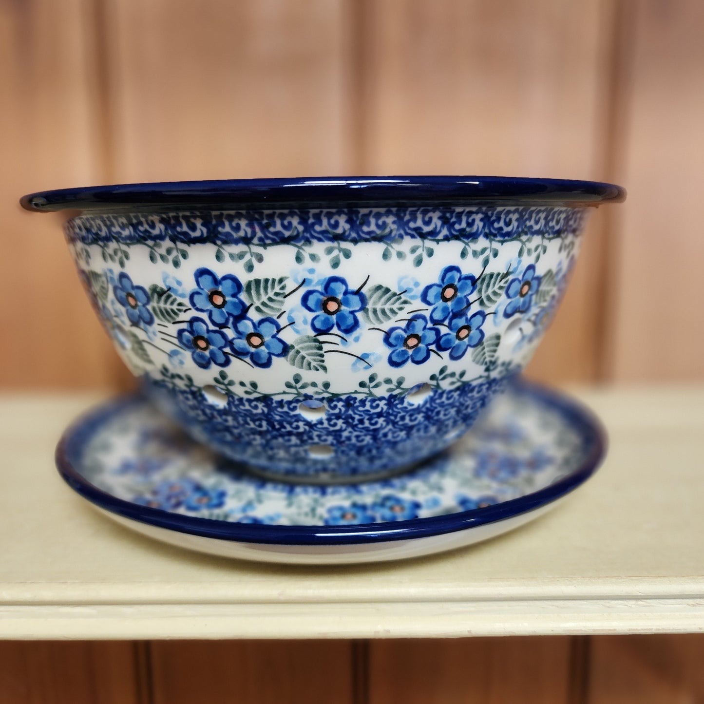 Berry Bowl w/ Saucer ~ 8"W 2272X ~ Parisian Posies