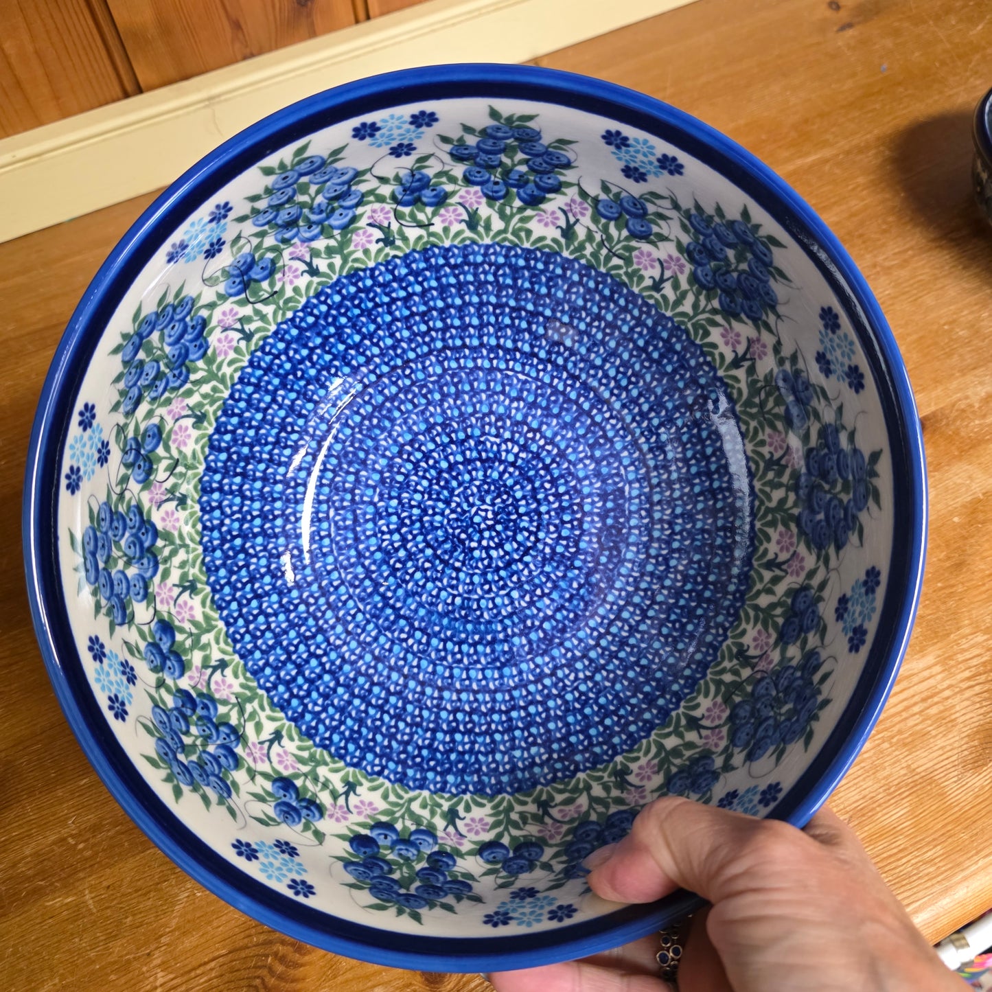 Bowl 9" Serving ~ Blue Berries