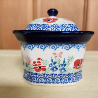 Covered Container   3.25"H x 3.5"W x 4.5"L    3220X ~ Whimsical Garden