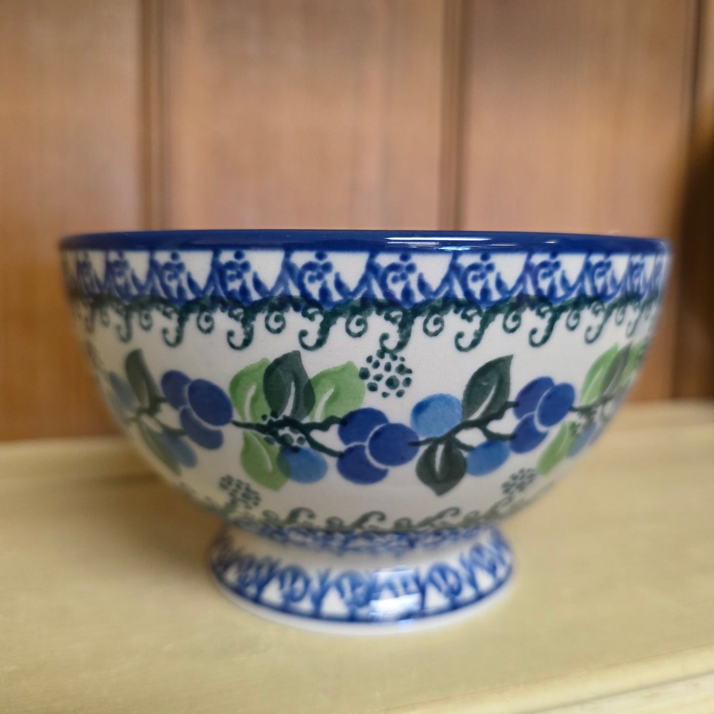 Bowl w/Pedestal   5.25"W  206-1416X  Blue Berries pf0526