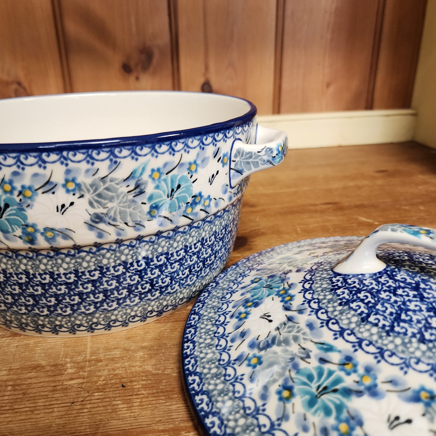 Baker ~ Covered Casserole (2 qt) 278-U4976 pf0425