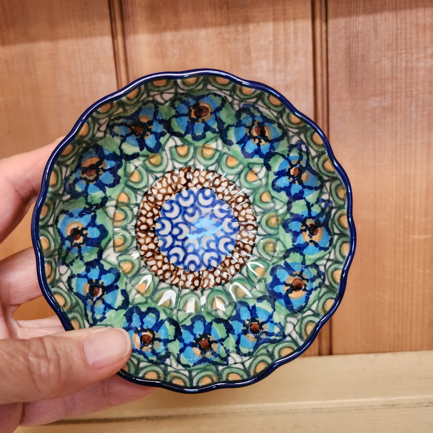 Bowl   Scalloped   4.5"   U0151 ~ U3