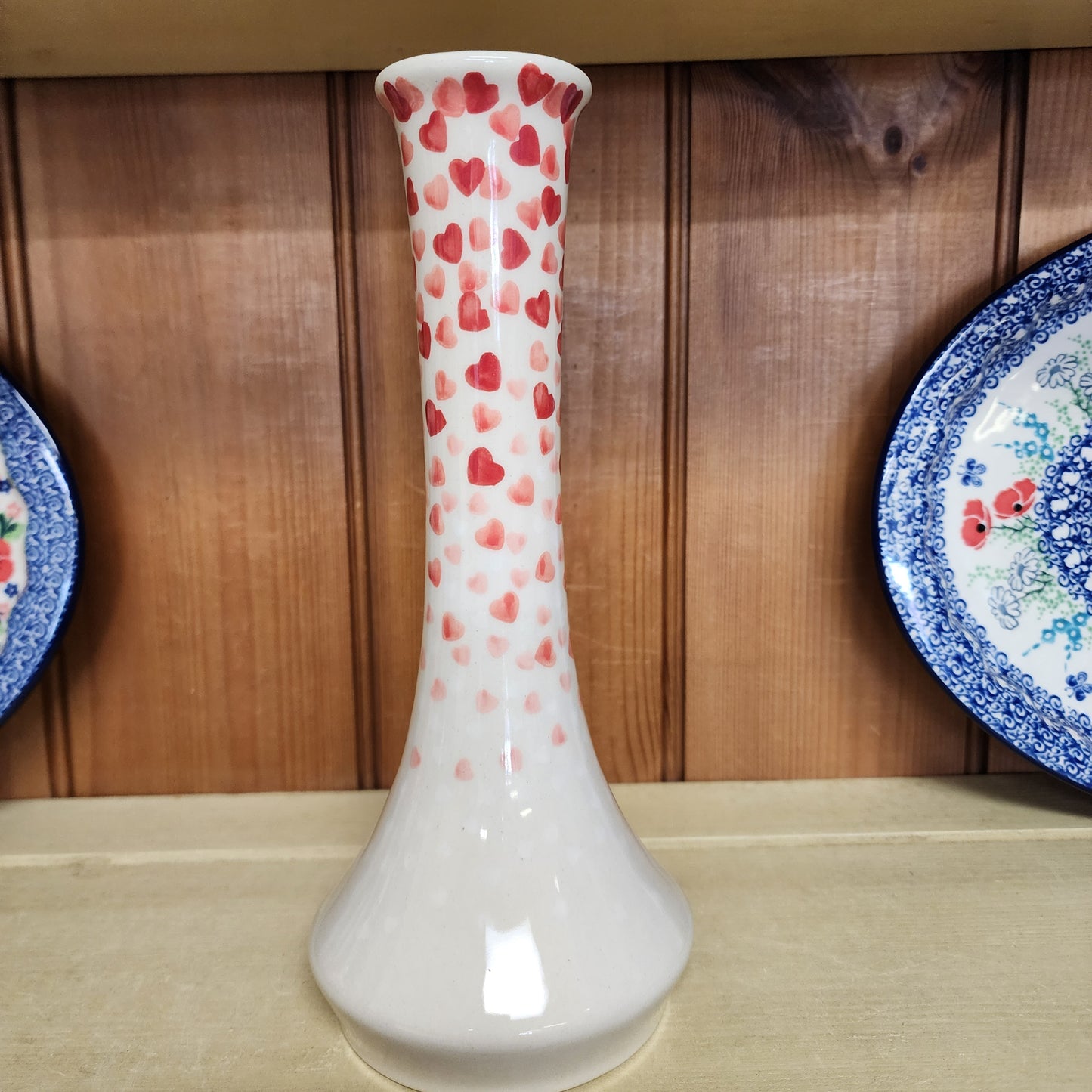 Vase ~ 10" ~ Hearts jz81