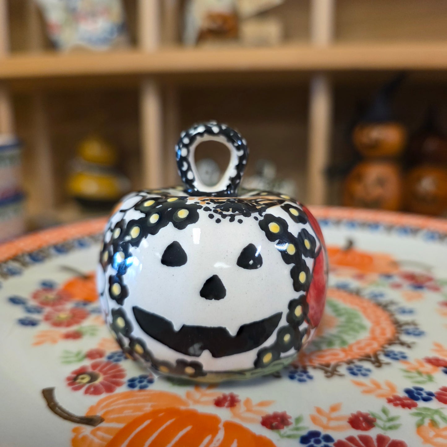 Pumpkin  mini IM04 red / Black (2") Ornament
