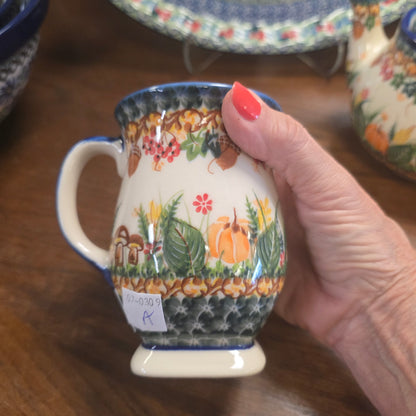 Mug ~ Pedestal 13 oz / 4.5"  Tulip