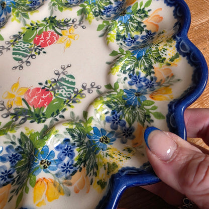 Egg Plate with eggs and lfower s/ 21-1106