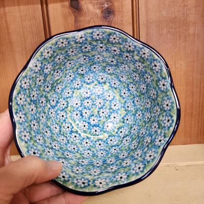 Bowl ~ Wavy Edge ~ 5.75" 2252X ~ Key Lime