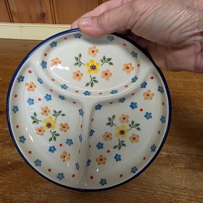 Divided Dish ~ 6.7" Round    D29-2225X  Buttercup pf0526