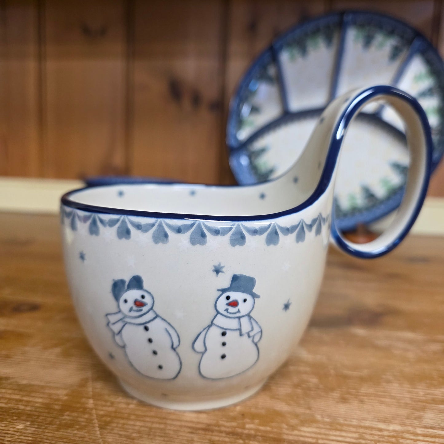 Bowl w/ Loop Handle   16 oz  845-2793X  Frost & Flurry pf0526