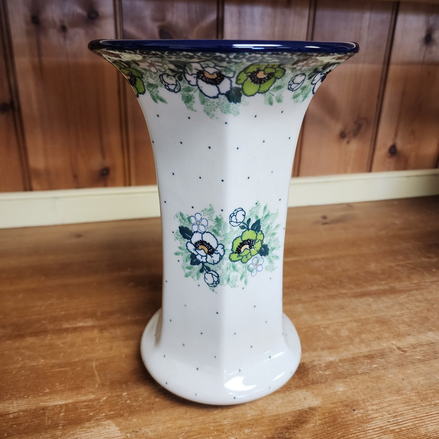 Vase ~ 9.5" 052-2320X pf0425