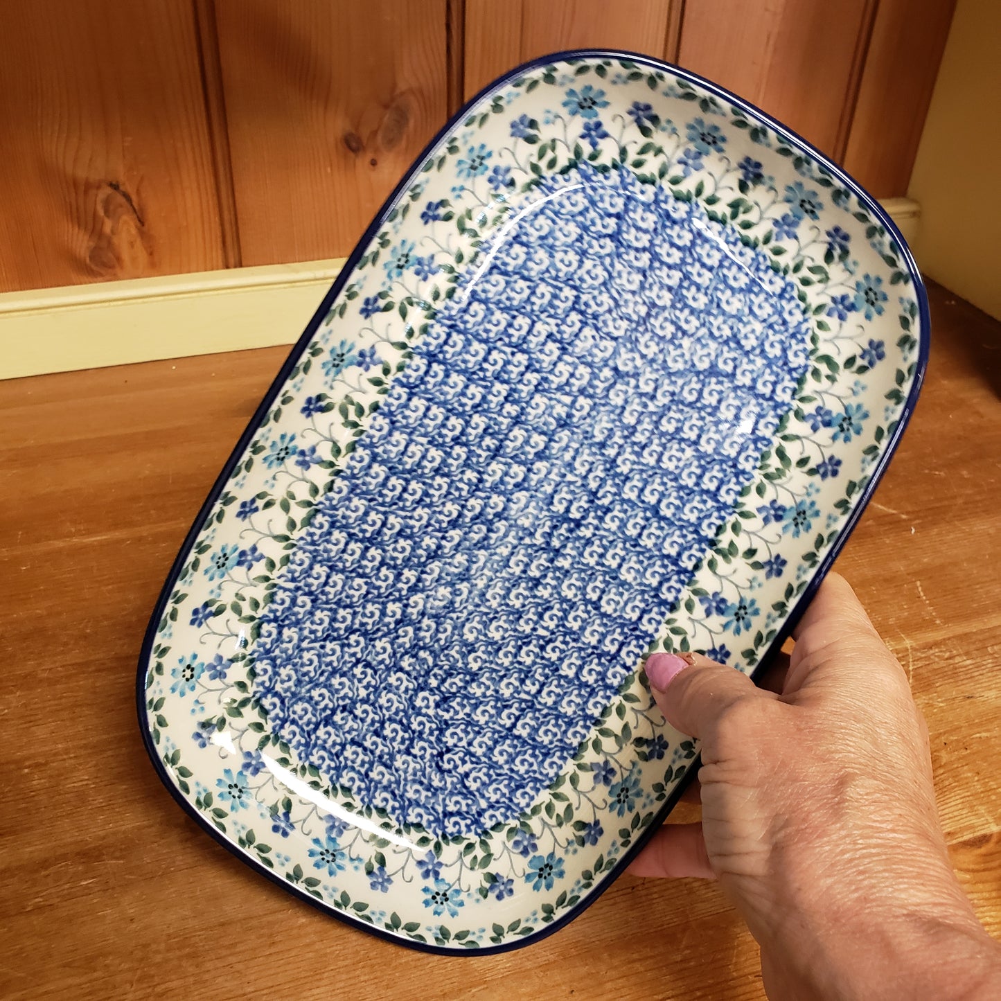 Tray ~ Shallow Rectangular ~ Small 392-2785X Georgia Blue