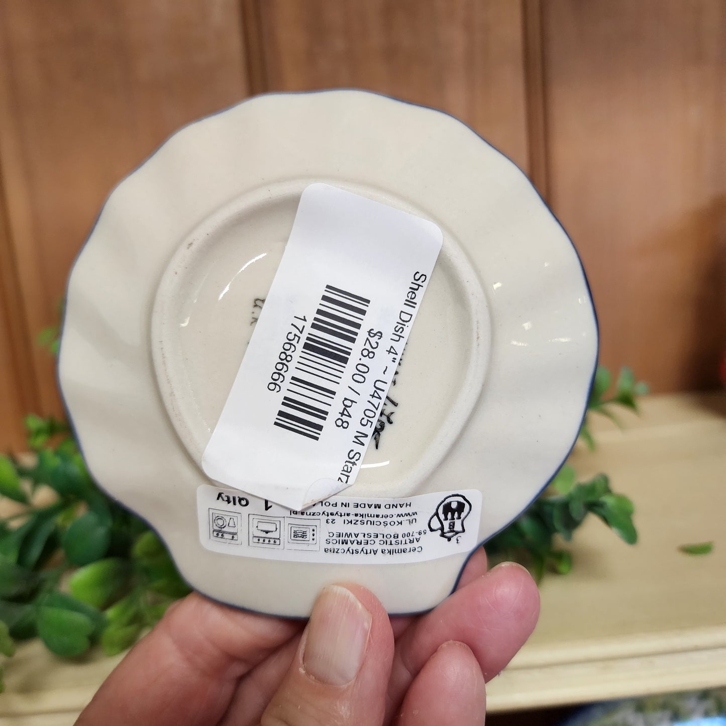 Shell Dish 4" ~ U4705 M Starzyk