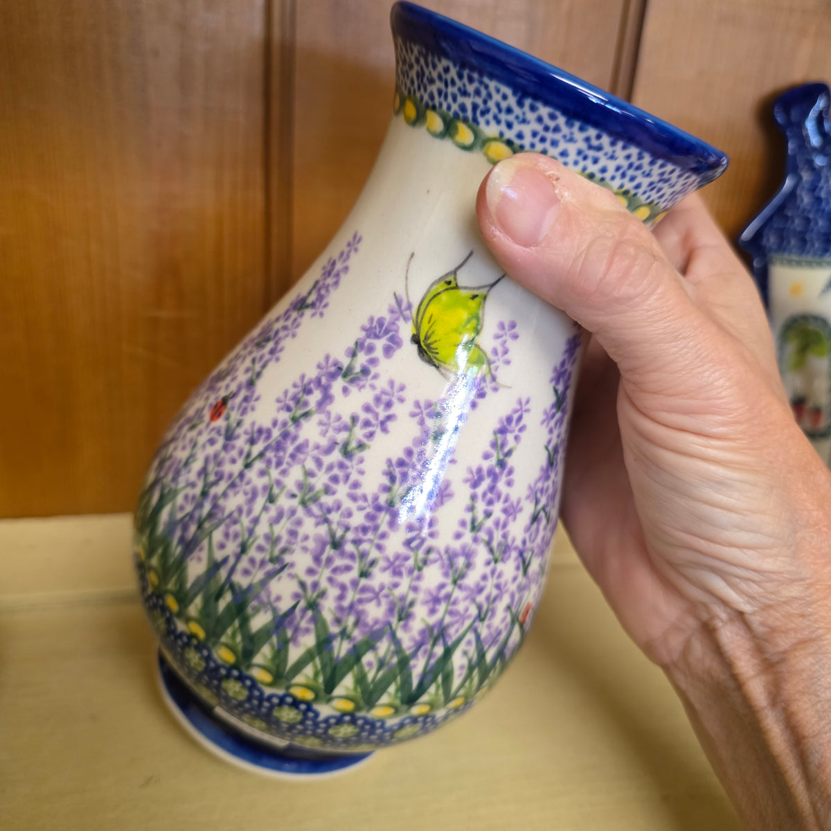 Vase 9" ~ 277 butterfly Lady Bug Butterfly Lavender
