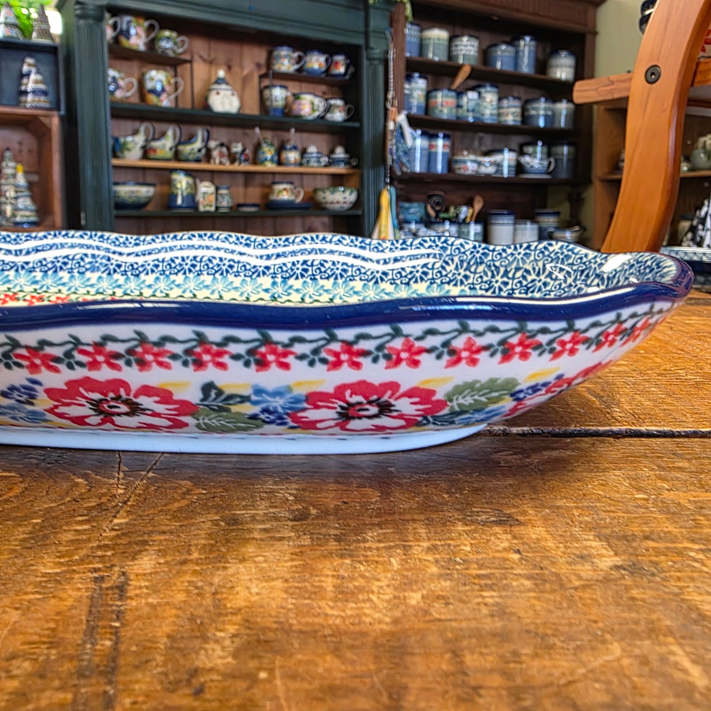 Tray   Scalloped Oval   6.25" x 12.5"   U3356 ~ U4