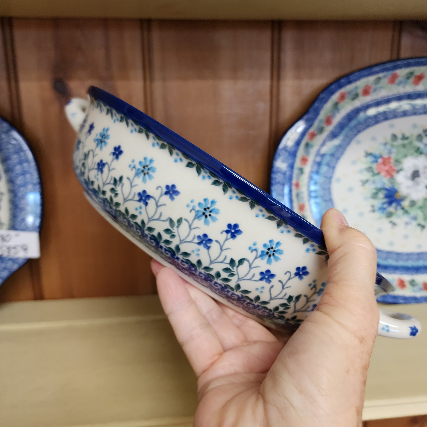 Baker   Round w/ Handles   10"   2785X ~ Georgia Blue