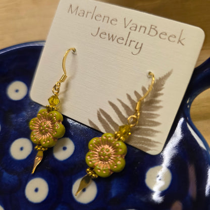 Jewelry ~ Flower Earrings Green