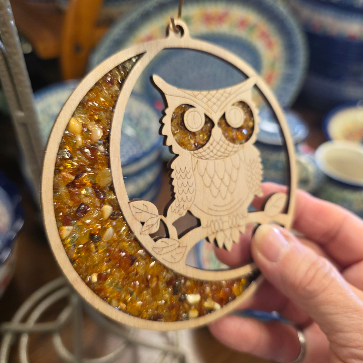 Ornament ~ Owl Amber Suncatcher / Magnet (4")